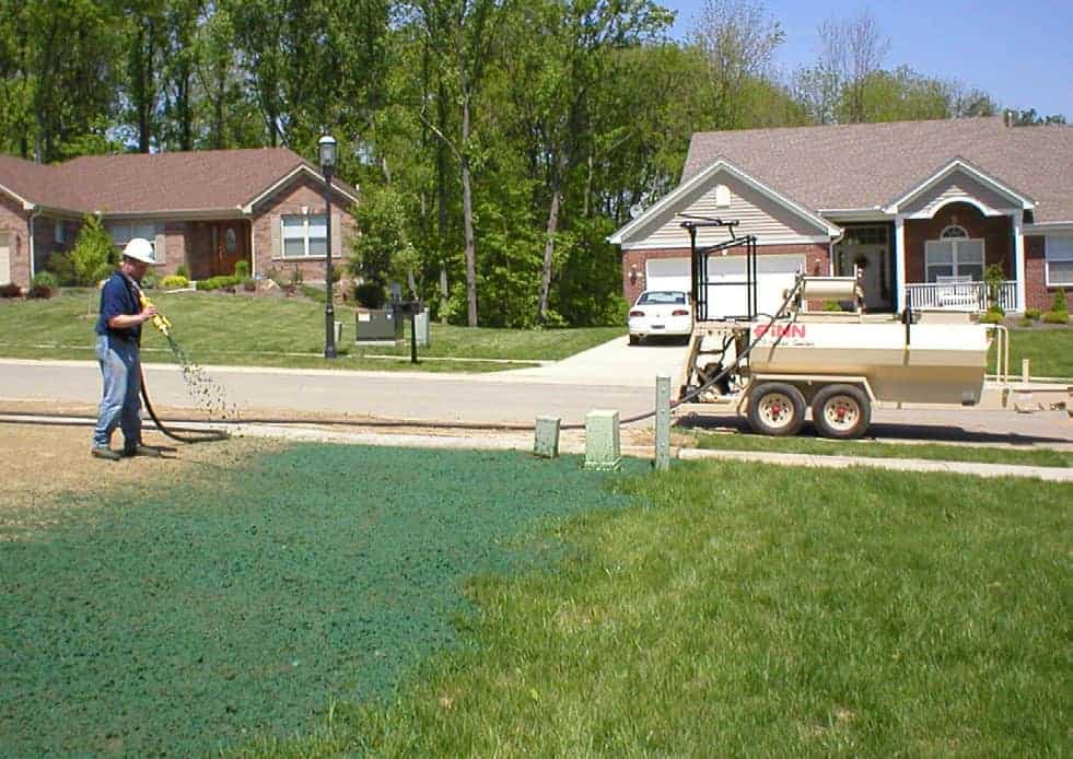 How to use a hydroseeder How to use a hydroseeder